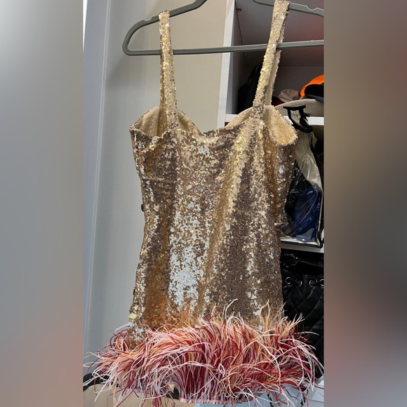 Luxurious spaghetti strap hem feather evening gown Size Small - Picture 4 of 5